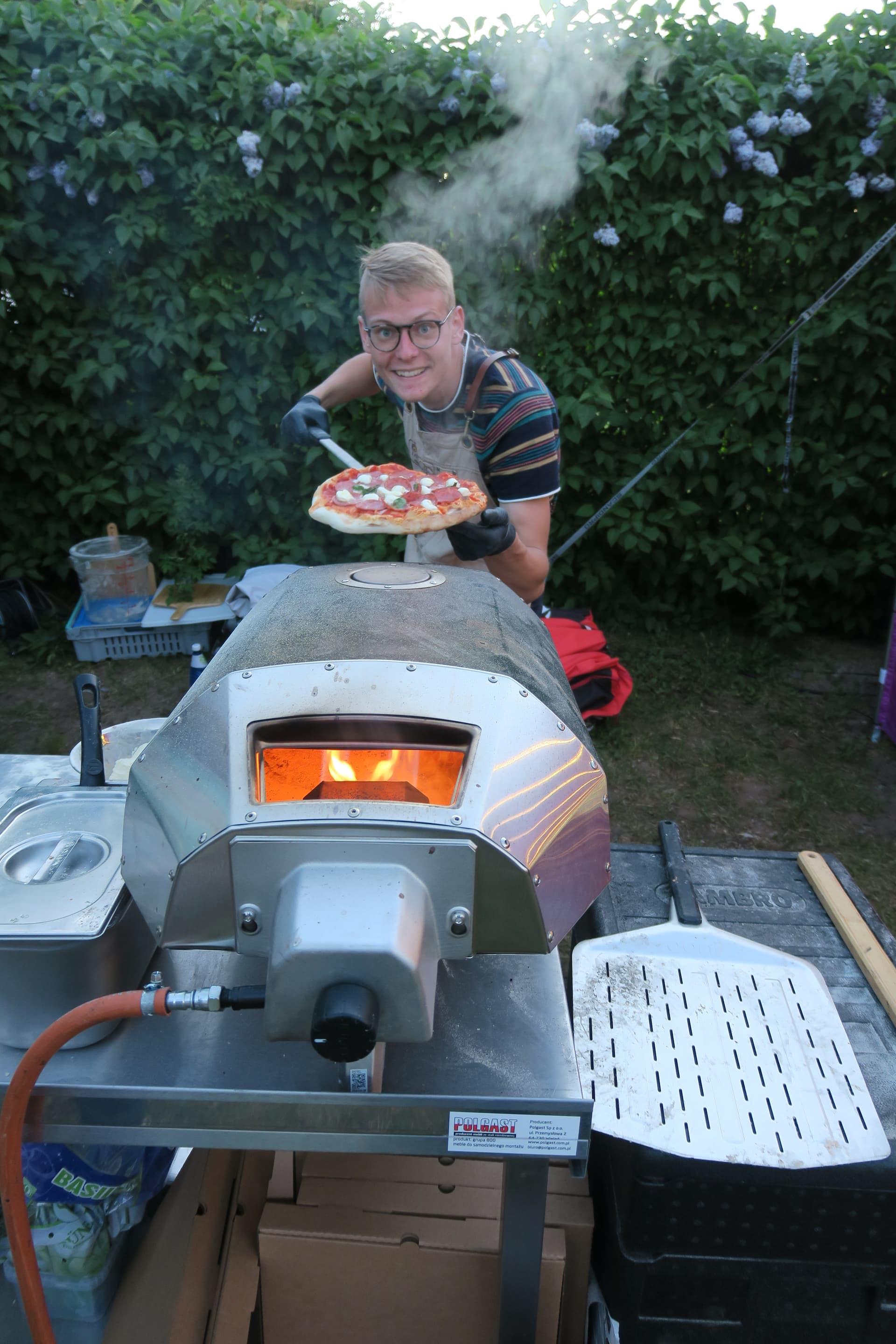 Peagi sai selgeks, et asi ei ole ainult ahjus.